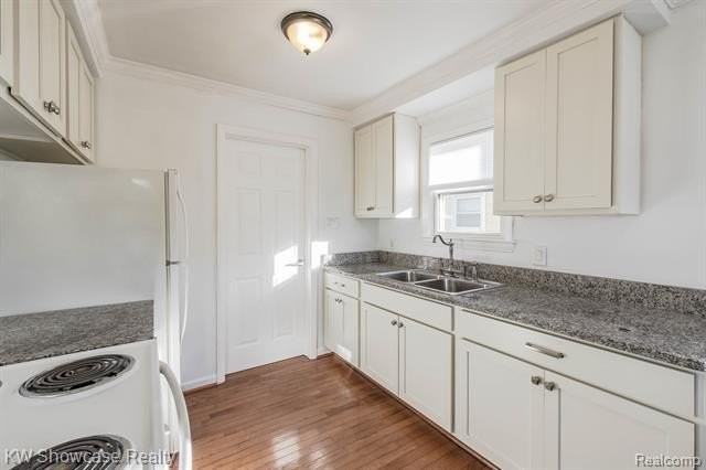 22705 Raymond St - Photo 6 of 22