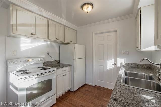 22705 Raymond St - Photo 7 of 22