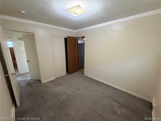 8586 Salem Ln - Photo 4 of 10