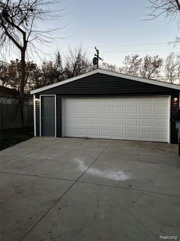 26912 Colgate St - Photo 3 of 12