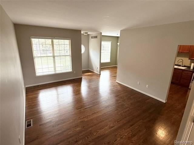 41271 N Maplewood Dr #54 - Photo 5 of 25