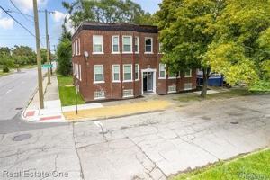 featured image of 2282 BELVIDERE Unit 102 Street