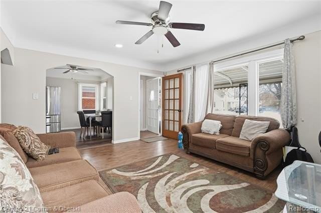 8227 Riverview St - Photo 7 of 24