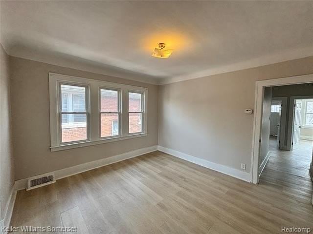 3025 Tuxedo St - Photo 4 of 11