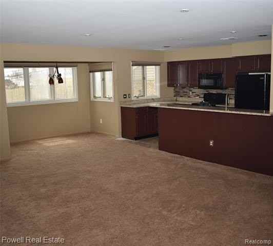 21054 Boulder Cir - Photo 4 of 18