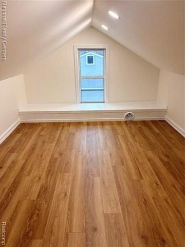 15230 Harrison St - Photo 6 of 34