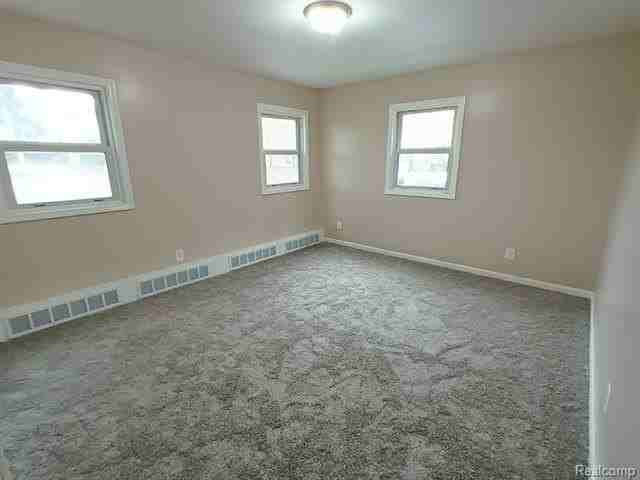 15870 Allen Rd - Photo 7 of 13