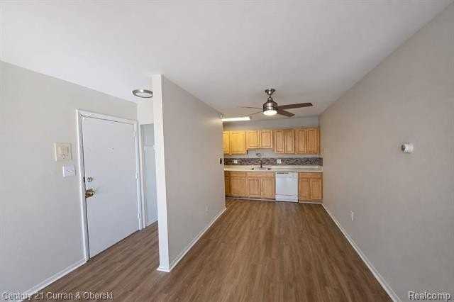 6015 Southfield Fwy #6 - Photo 5 of 10