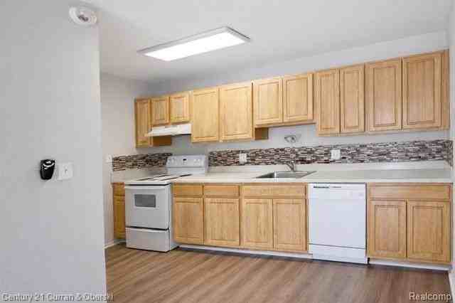 6015 Southfield Fwy #6 - Photo 6 of 10