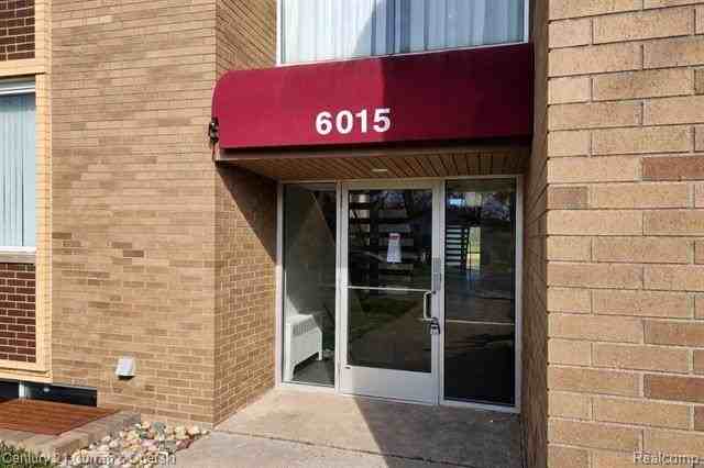 6015 Southfield Fwy #8