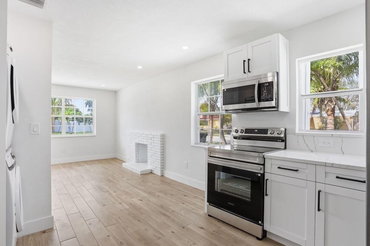 2312 Redwood Rd - Photo 6 of 14