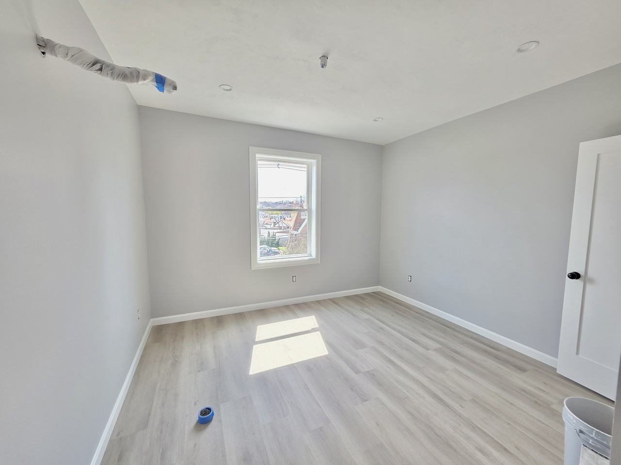 1965 Smith St #2R - Photo 5 of 14