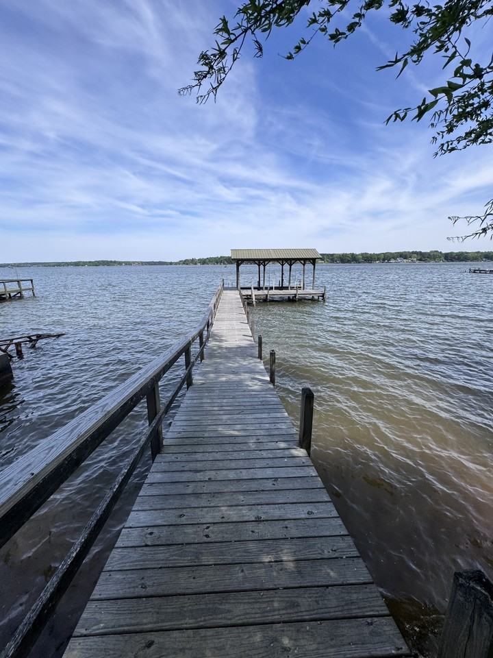 212 Irvines Circle #1 - Photo 2 of 19