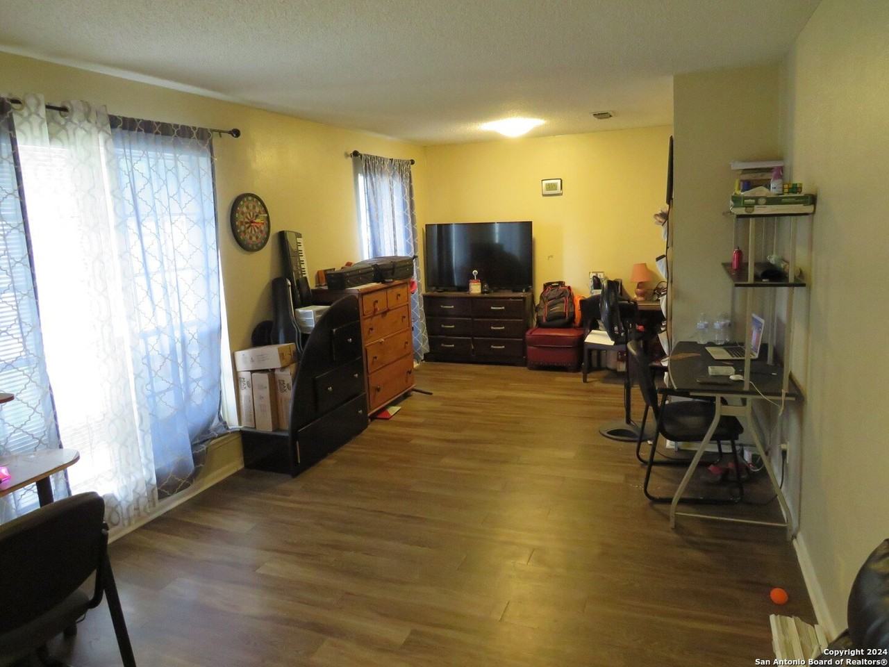 4815 Sorrento - Photo 3 of 11