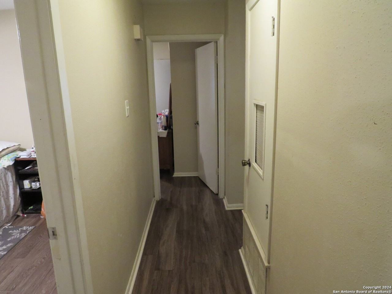 4815 Sorrento - Photo 6 of 11