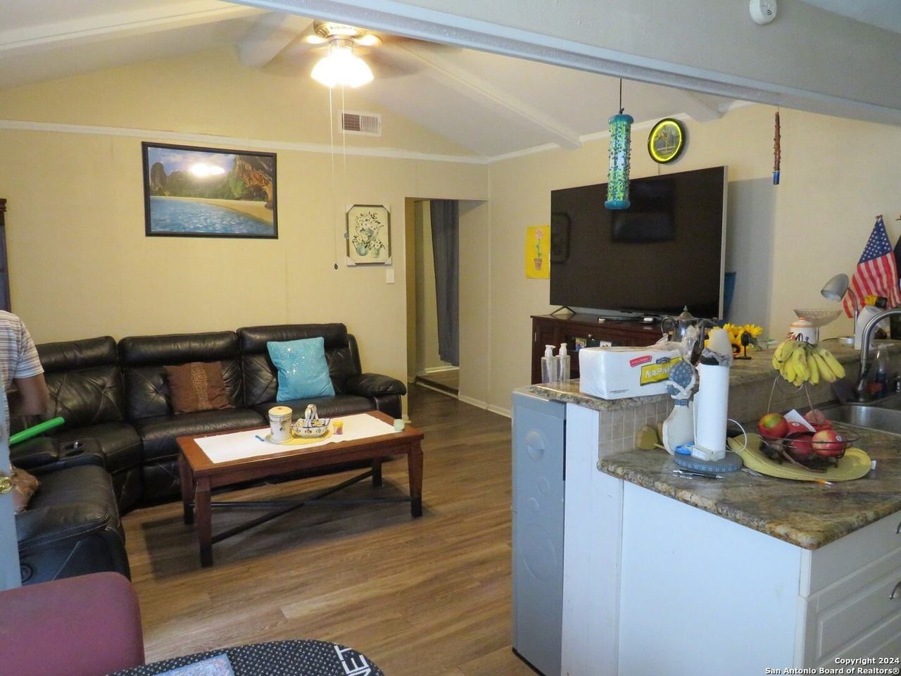 4815 Sorrento - Photo 7 of 11