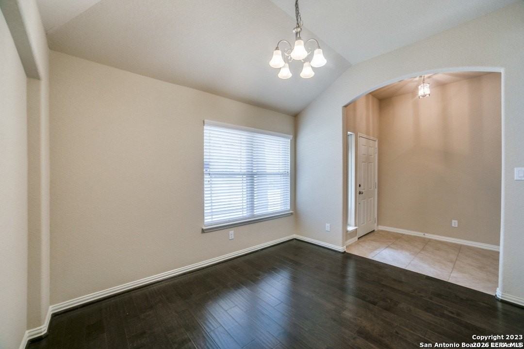 5034 Italica Rd - Photo 4 of 10