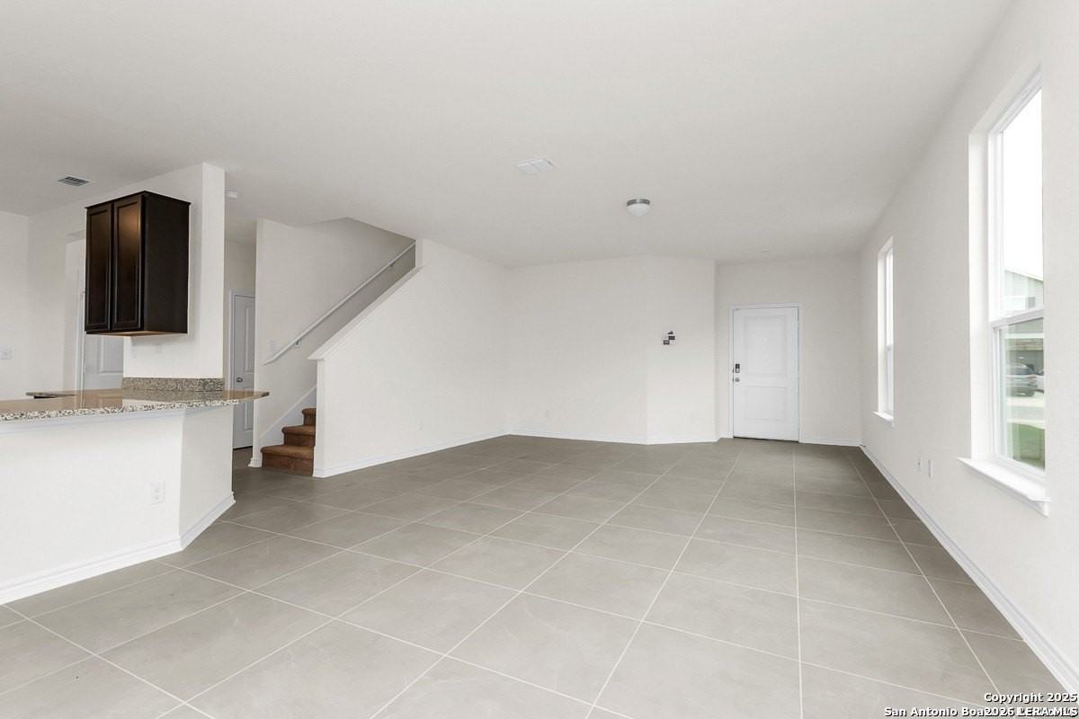 14458 Ribbon Tail - Photo 4 of 17