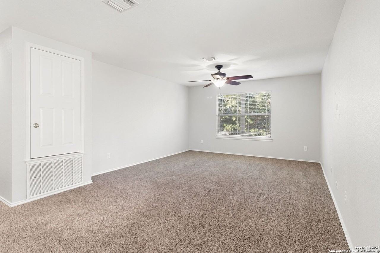 939 Spello Cir - Photo 5 of 16