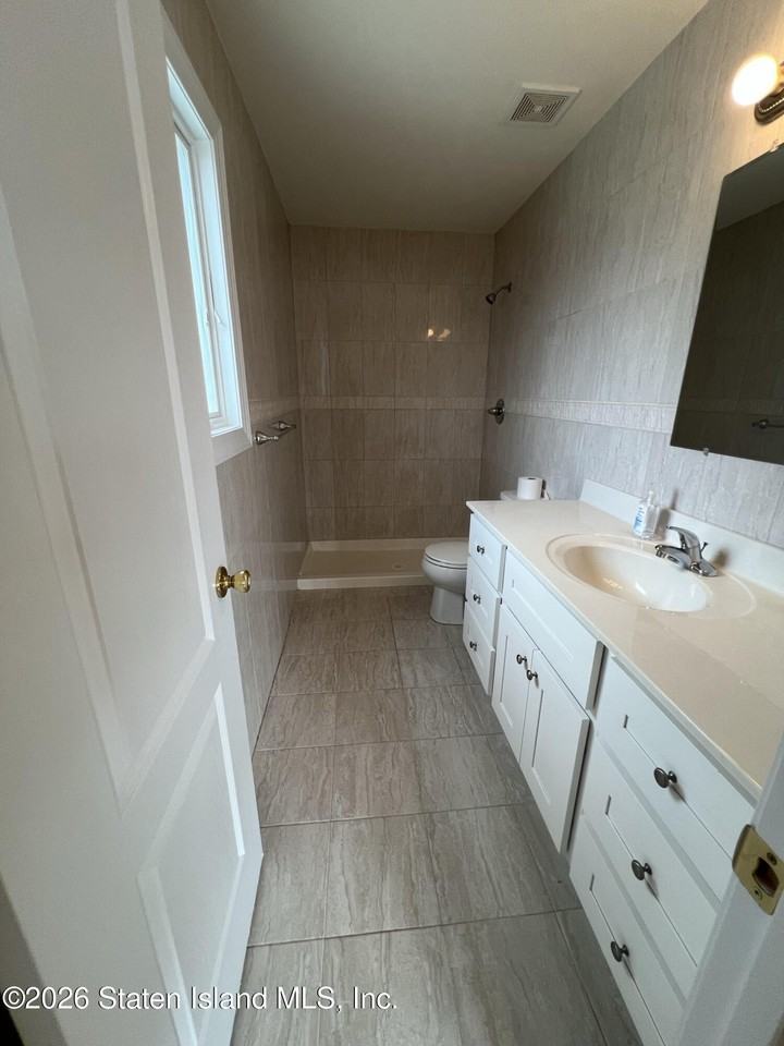 598 Foster Rd #2 - Photo 5 of 12