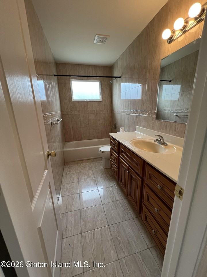 598 Foster Rd #2 - Photo 7 of 12