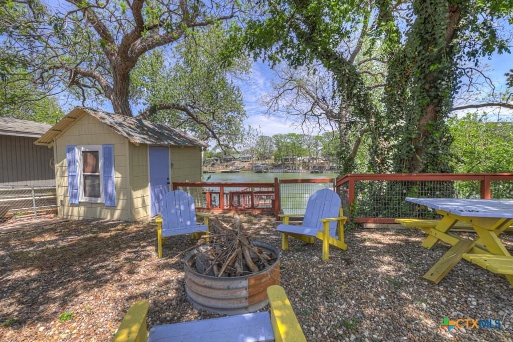 1015 Reiley Rd - Photo 2 of 45