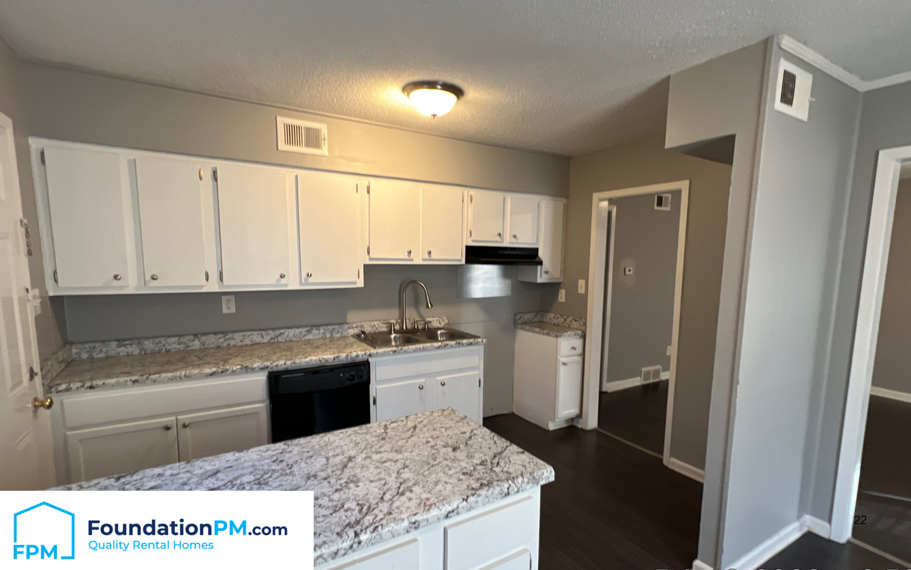 3698 Firethorne Dr #1 - Photo 3 of 9