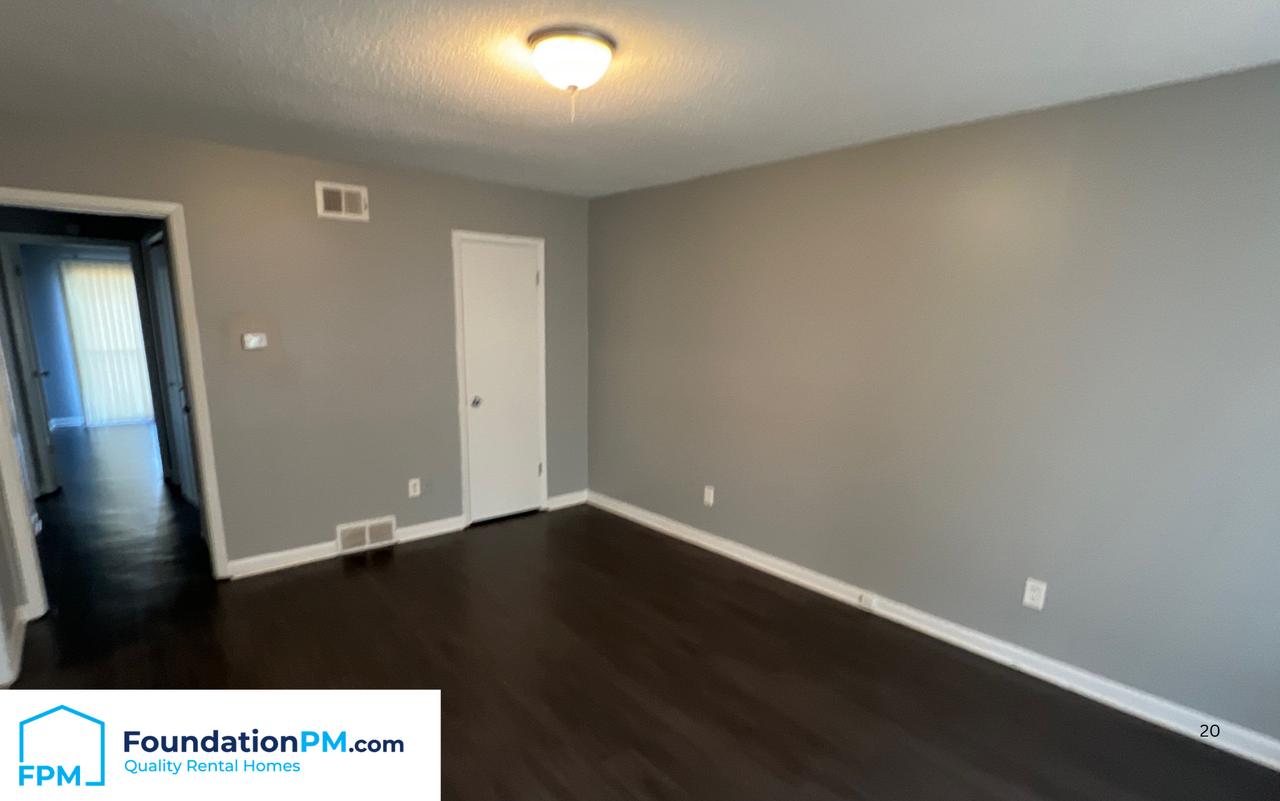 3698 Firethorne Dr #1 - Photo 4 of 9