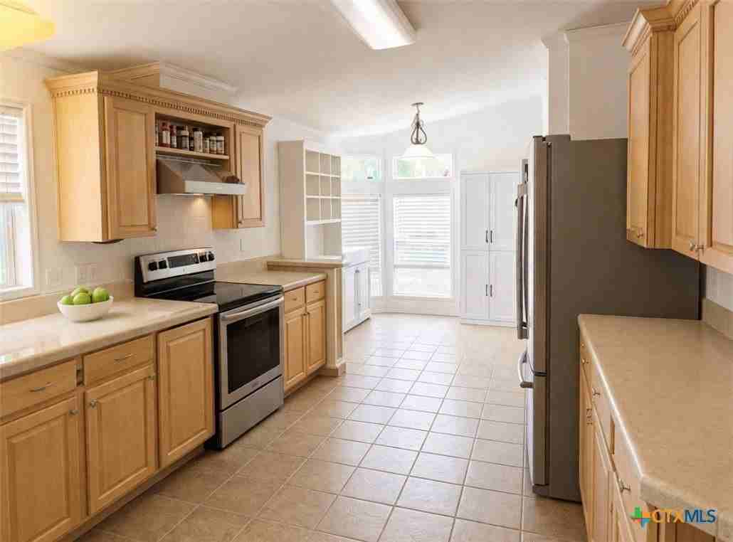 1444 Willow Dr - Photo 7 of 12