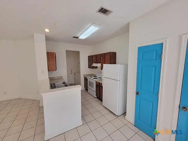 814 Sagewood Trl - Photo 5 of 24