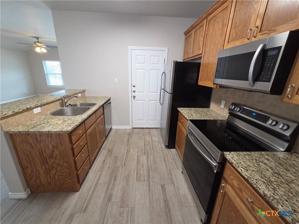 332 Arnold Dr #B - Photo 5 of 11