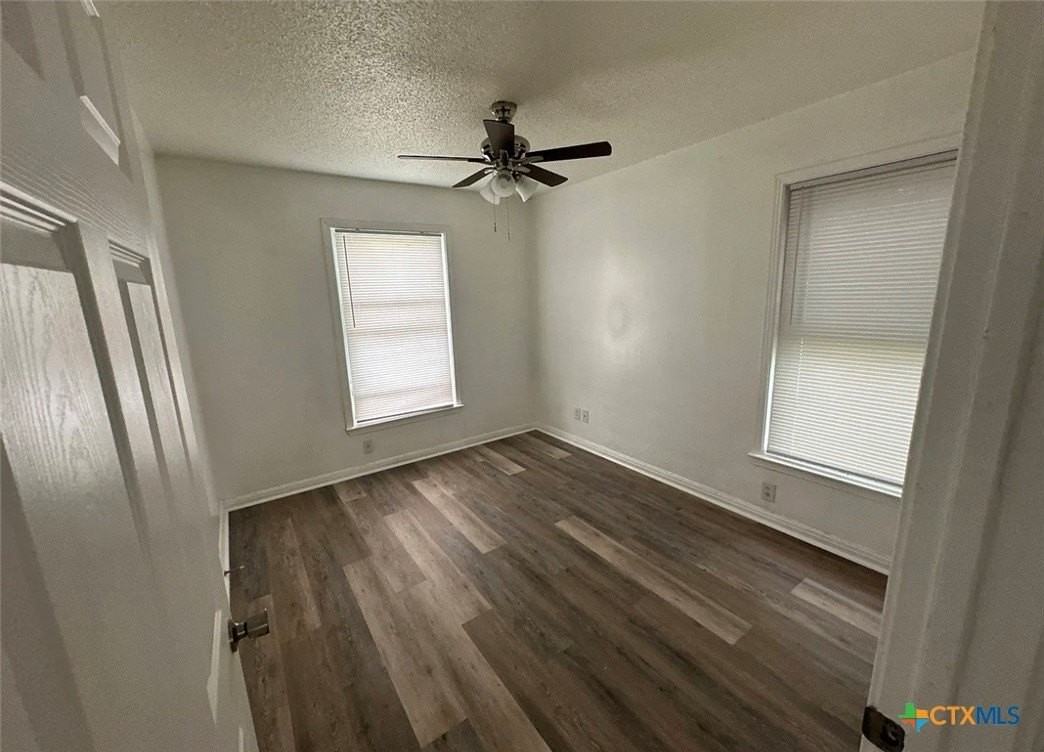 1104 Duncan Ave - Photo 6 of 7