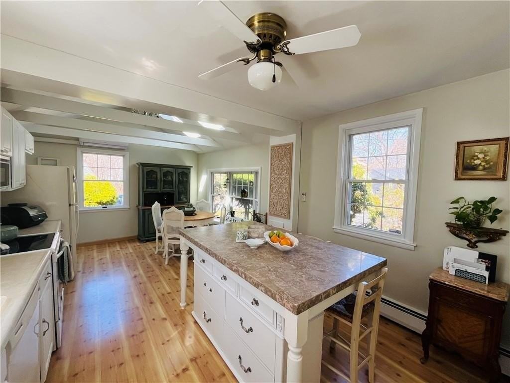 109 Rogers Ave - Photo 4 of 21