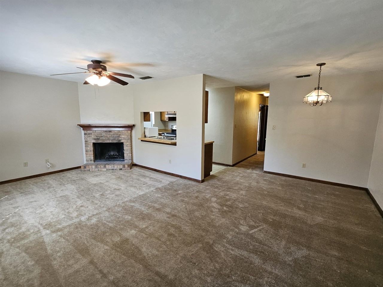 3045 Rain Valley Cir - Photo 4 of 21