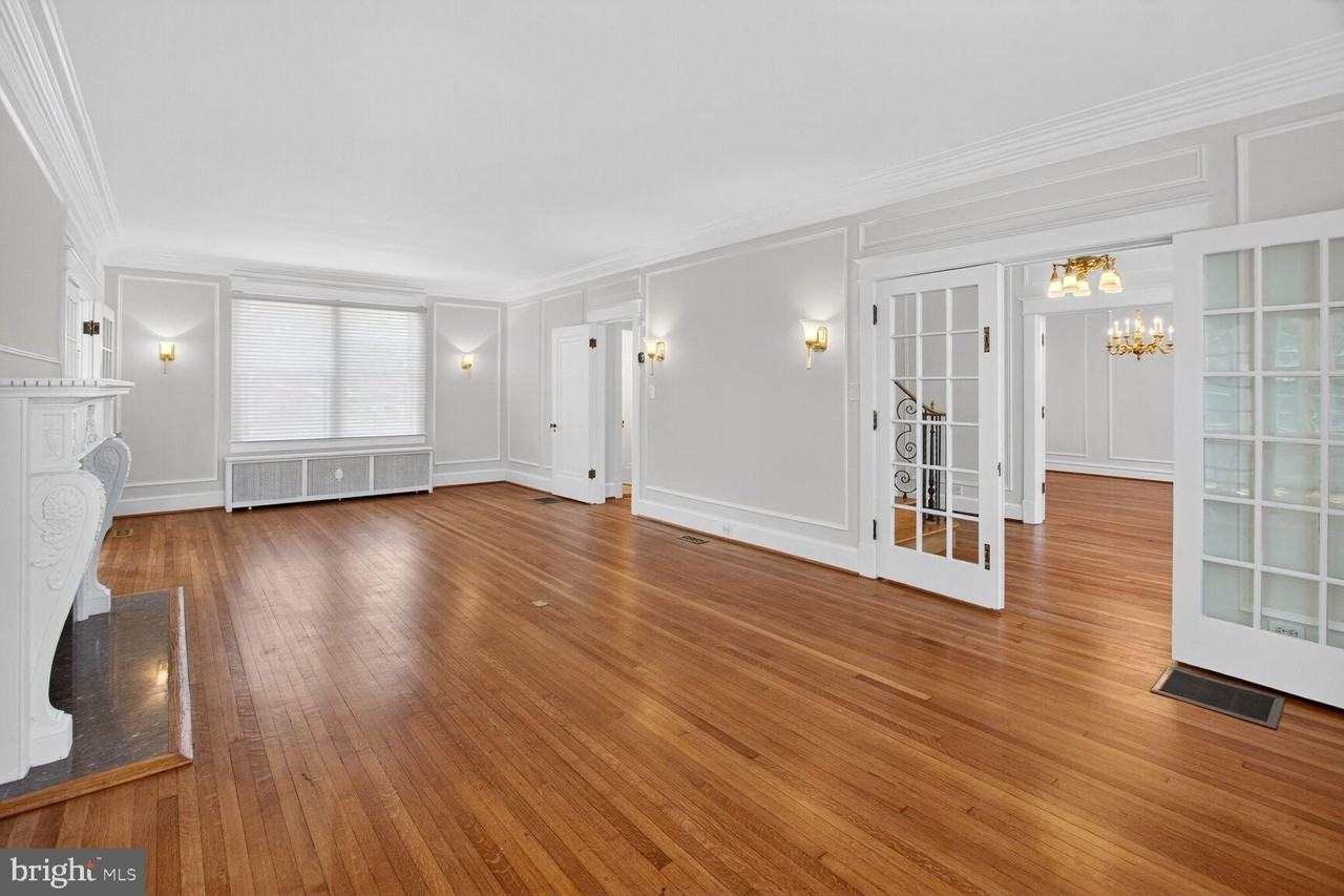 4520 17th St Nw - Photo 4 of 28