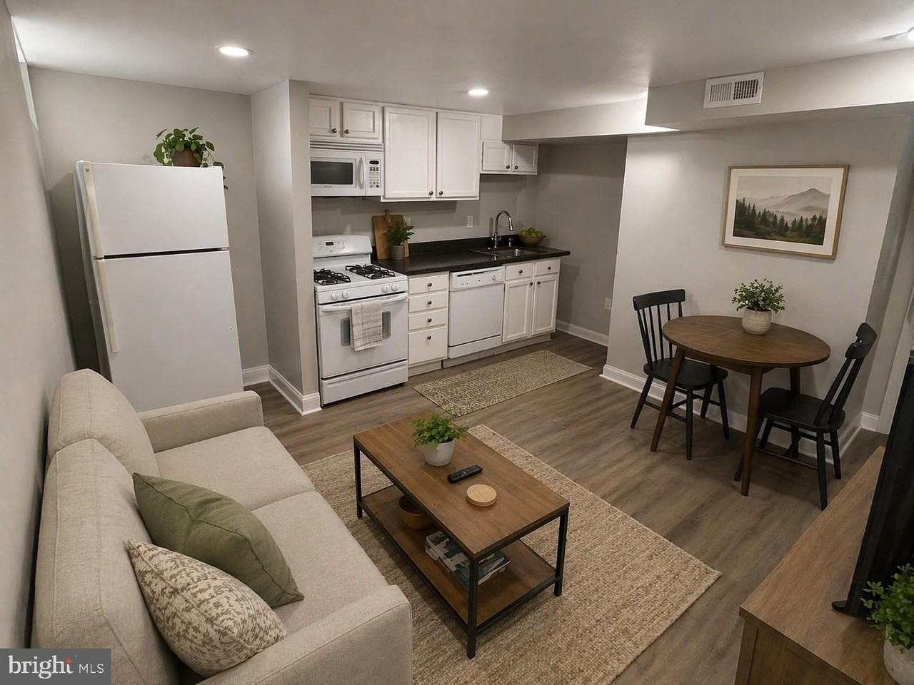 5839 Benton Heights Ave #1 - Photo 3 of 11