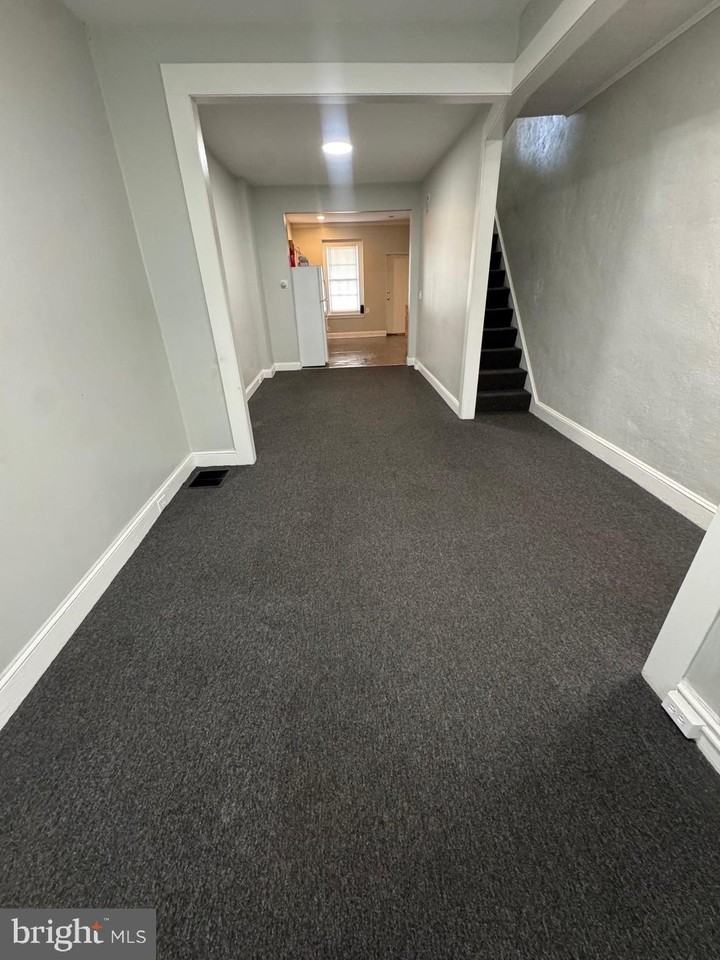 508 N Streeper St - Photo 4 of 15