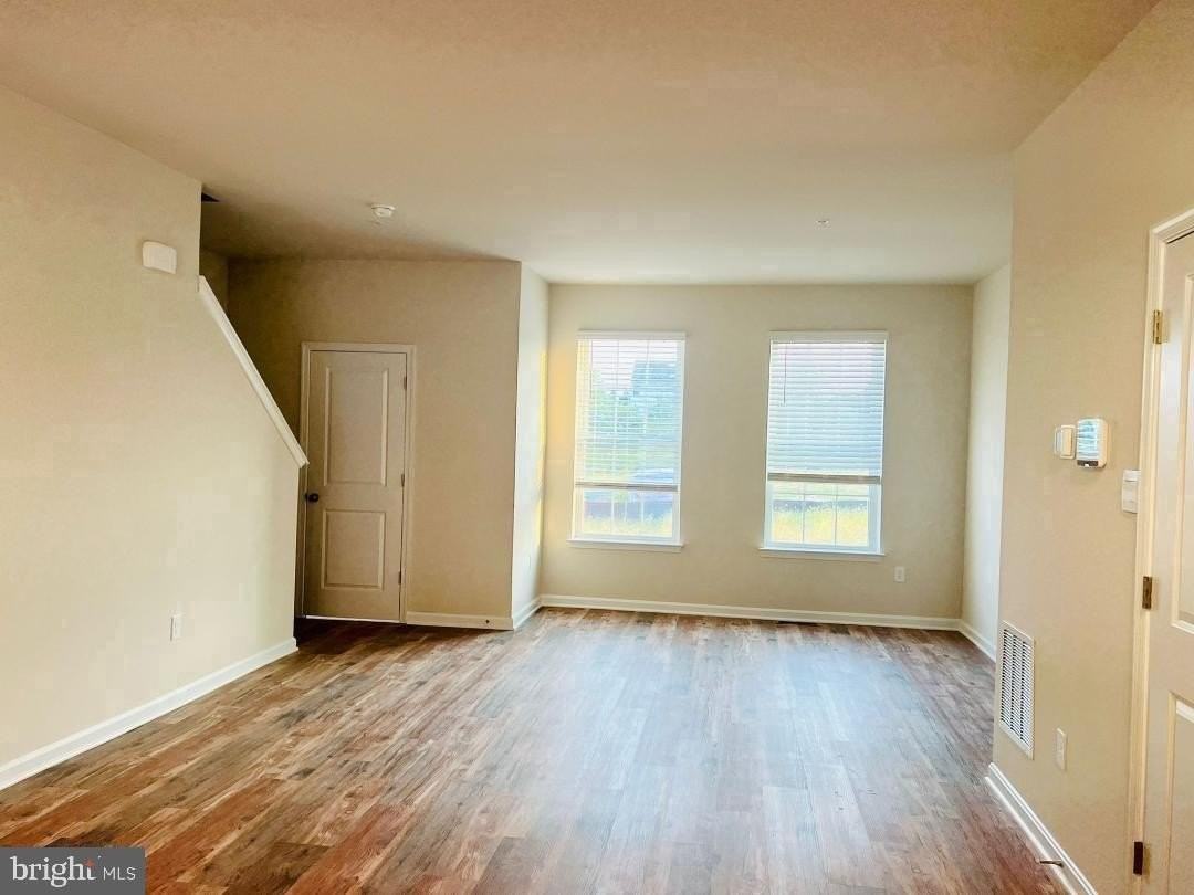 1927 Fauna Dr - Photo 6 of 19