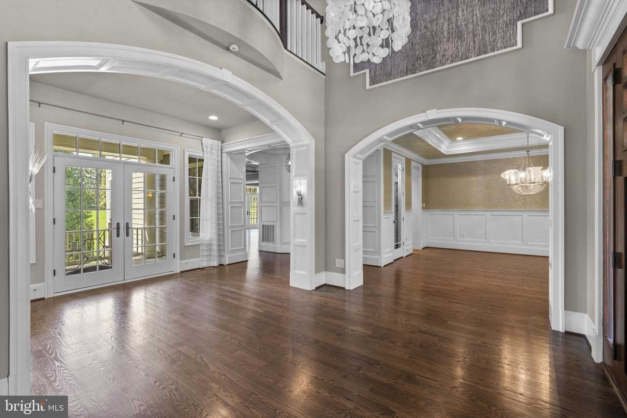 11230 Kinsale Ct - Photo 2 of 50