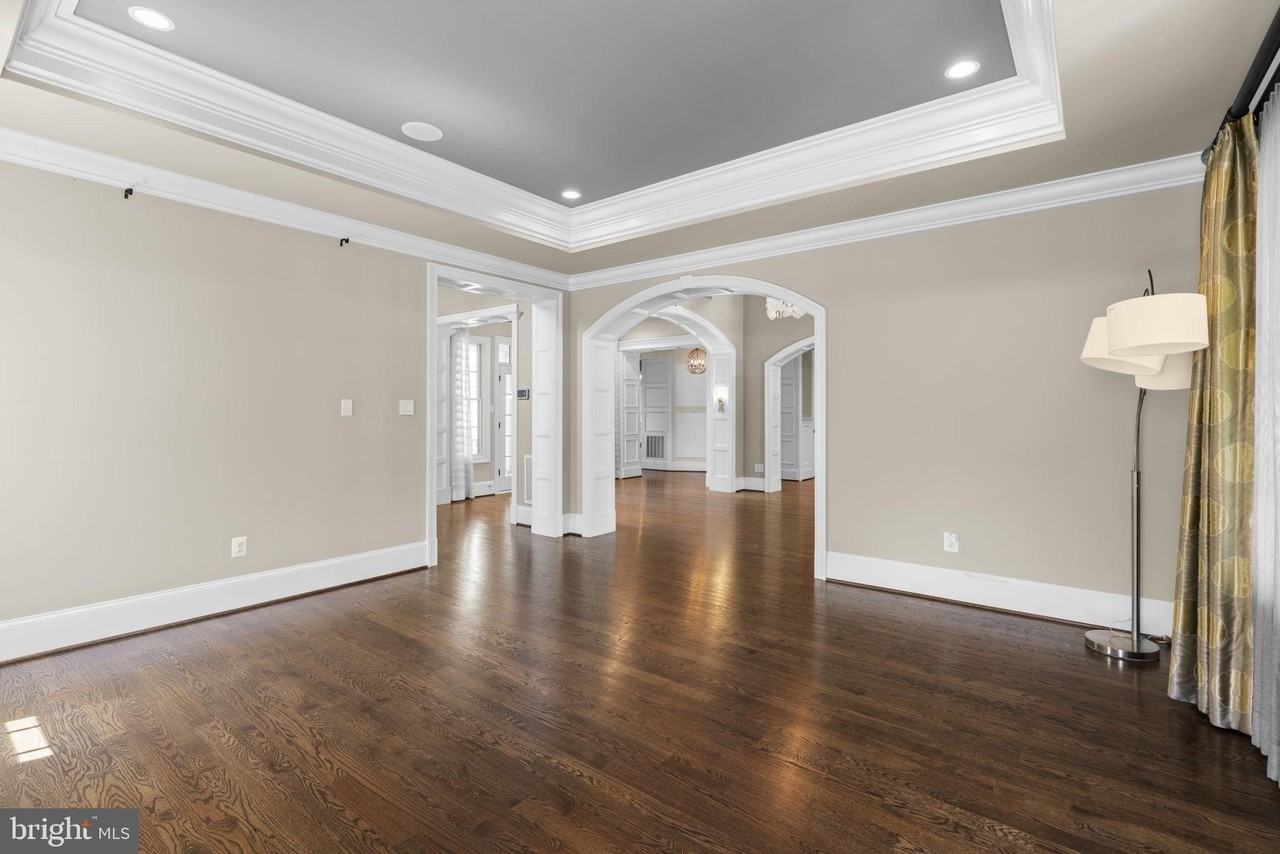 11230 Kinsale Ct - Photo 5 of 50