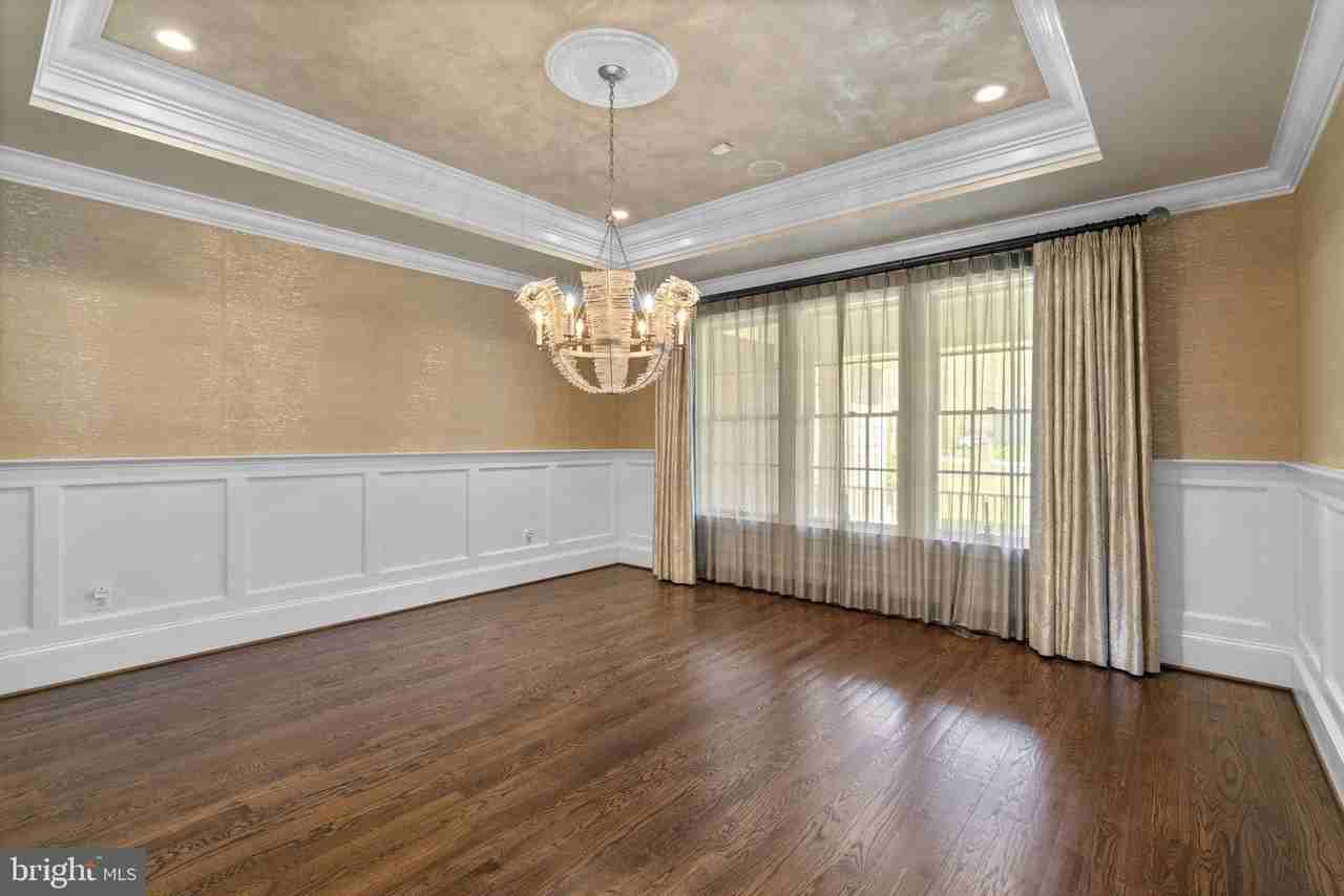 11230 Kinsale Ct - Photo 6 of 50