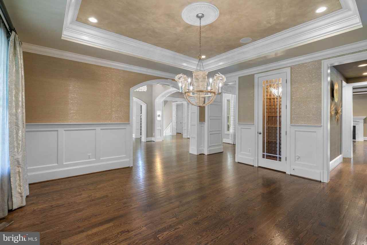 11230 Kinsale Ct - Photo 7 of 50