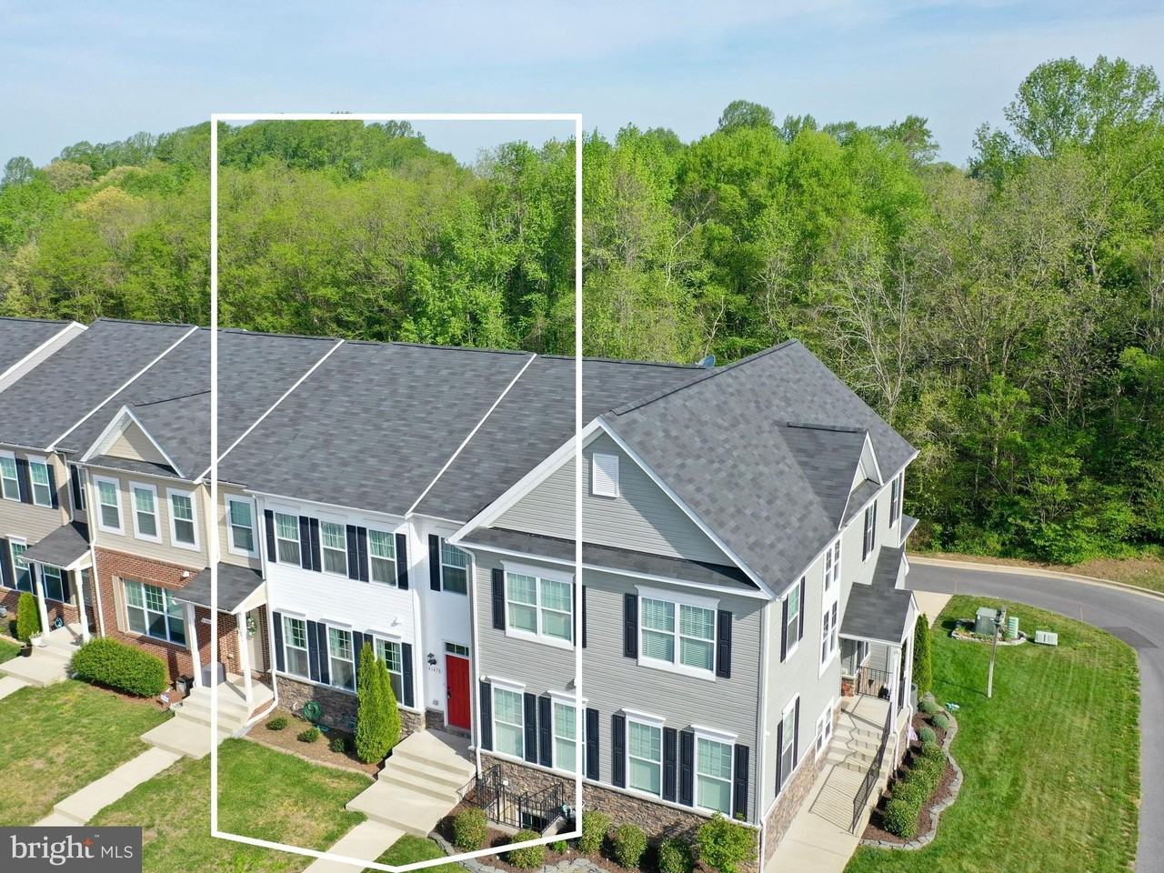 41470 Margrove Cir - Photo 3 of 24