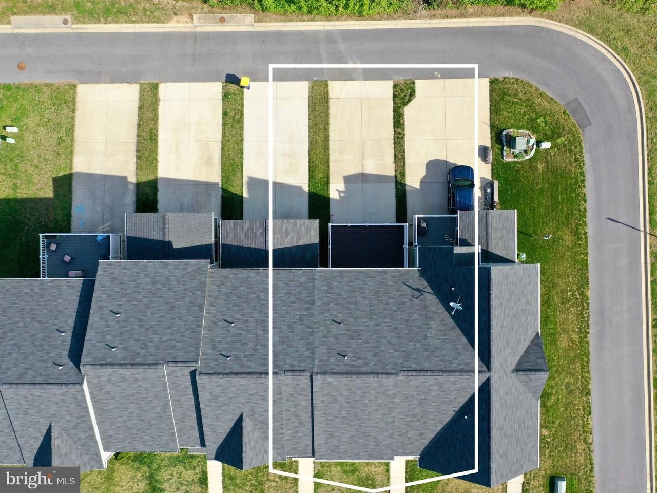 41470 Margrove Cir - Photo 4 of 24