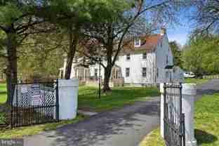 2153 Old Lincoln Hwy - Photo 1 of 1