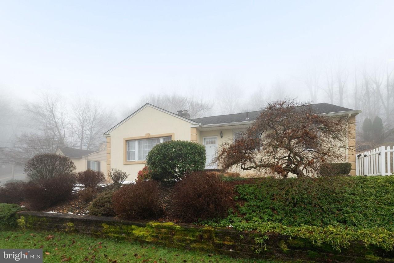 499 Irish Rd - Photo 4 of 29