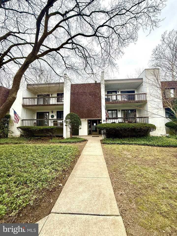 20 Dougherty Blvd #H5