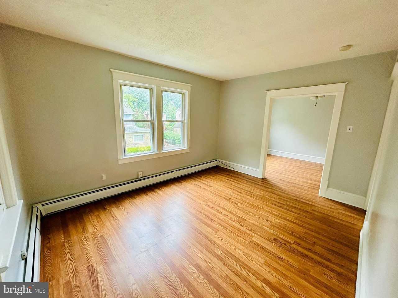 303 Kenny St #C - Photo 5 of 13