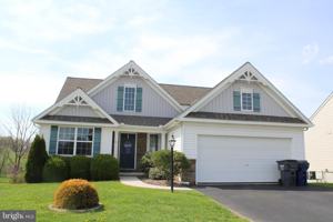 featured image of 114 Creekview Dr