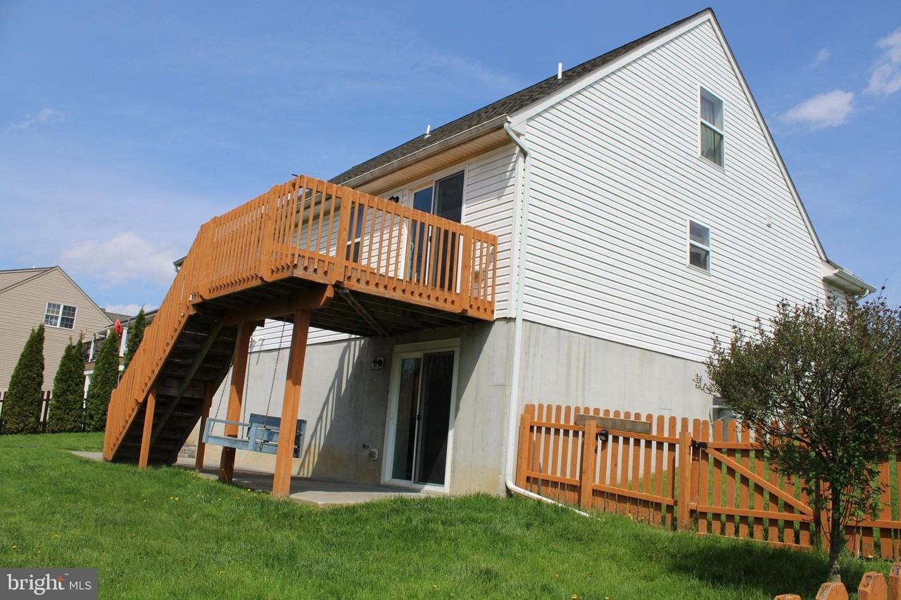 114 Creekview Dr - Photo 5 of 30